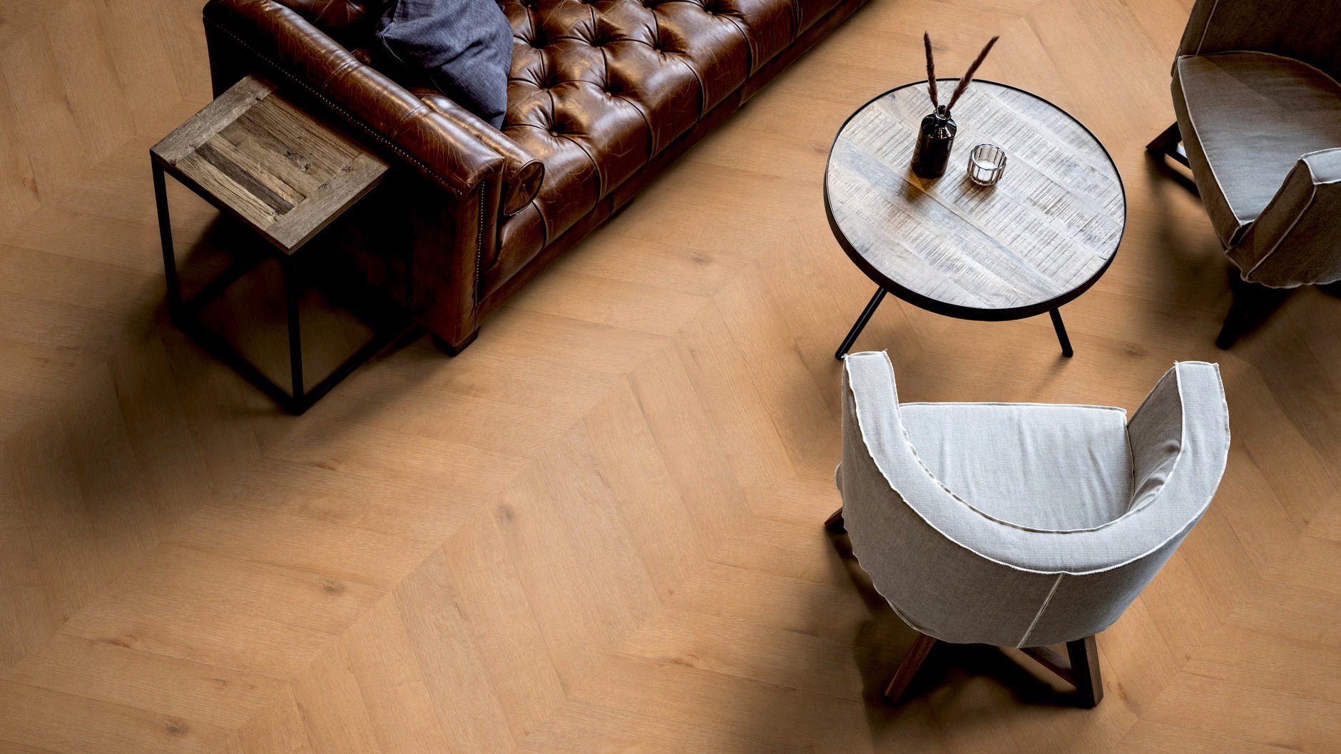 LVT Vinilinės grindys PRO Oak Hamburg Chevron - Vinilines - grindys.lt