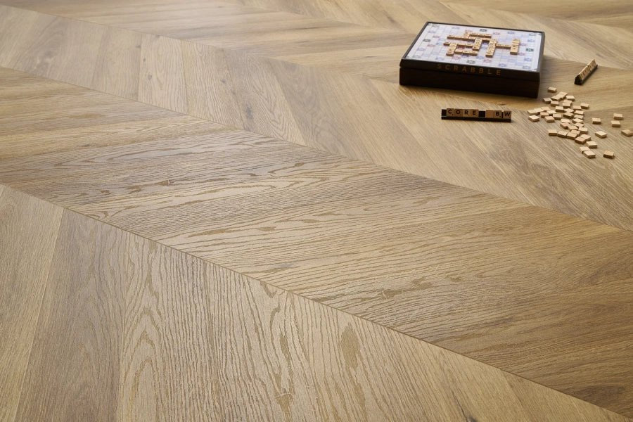 SPC Vinilinės Grindys Amaron Chevron – Georgetown Oak - Vinilines - grindys.lt