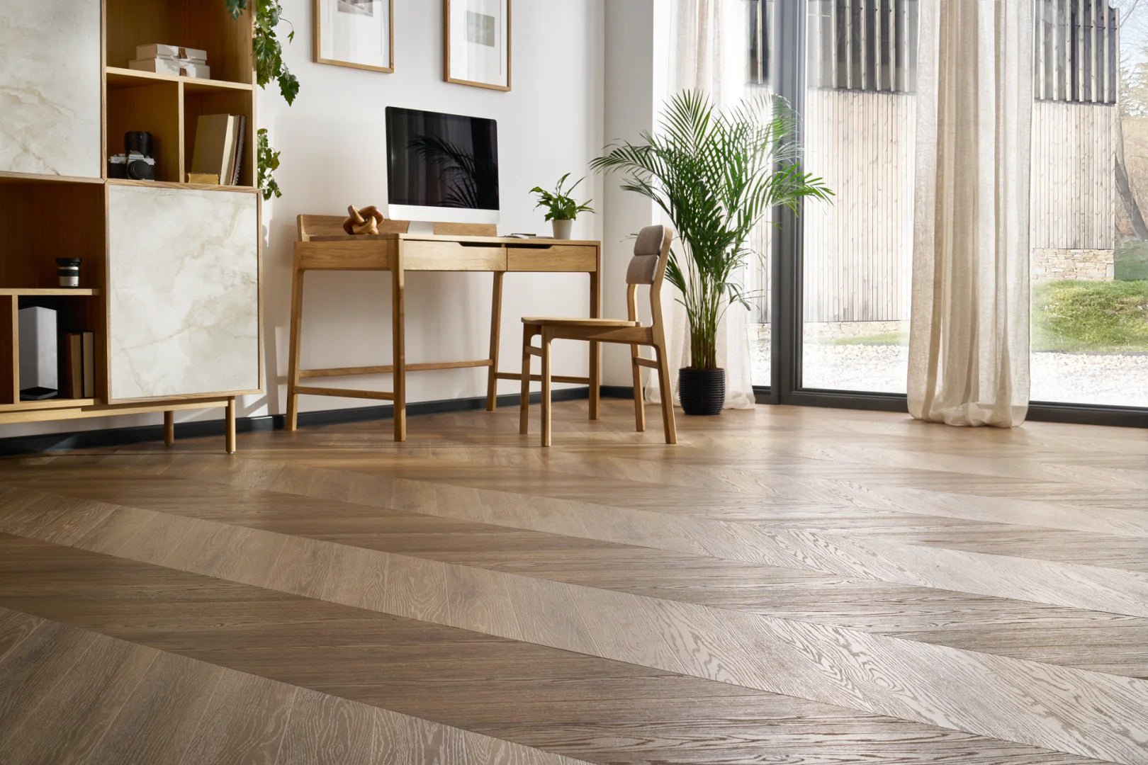 SPC Vinilinės Grindys Amaron Chevron – Rochester Oak - Vinilines - grindys.lt